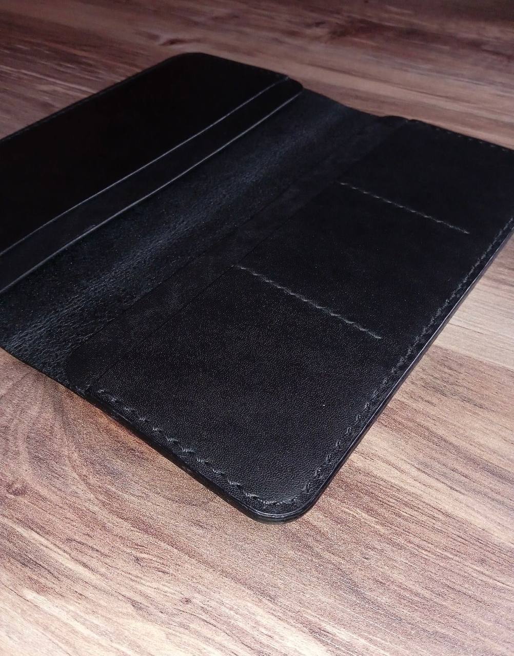 Noir Elegance Clutch